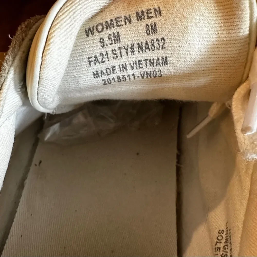 Madewell | 9.5 | MWL Kickoff Trainer Sneaker in Neutral Colorblock Leather